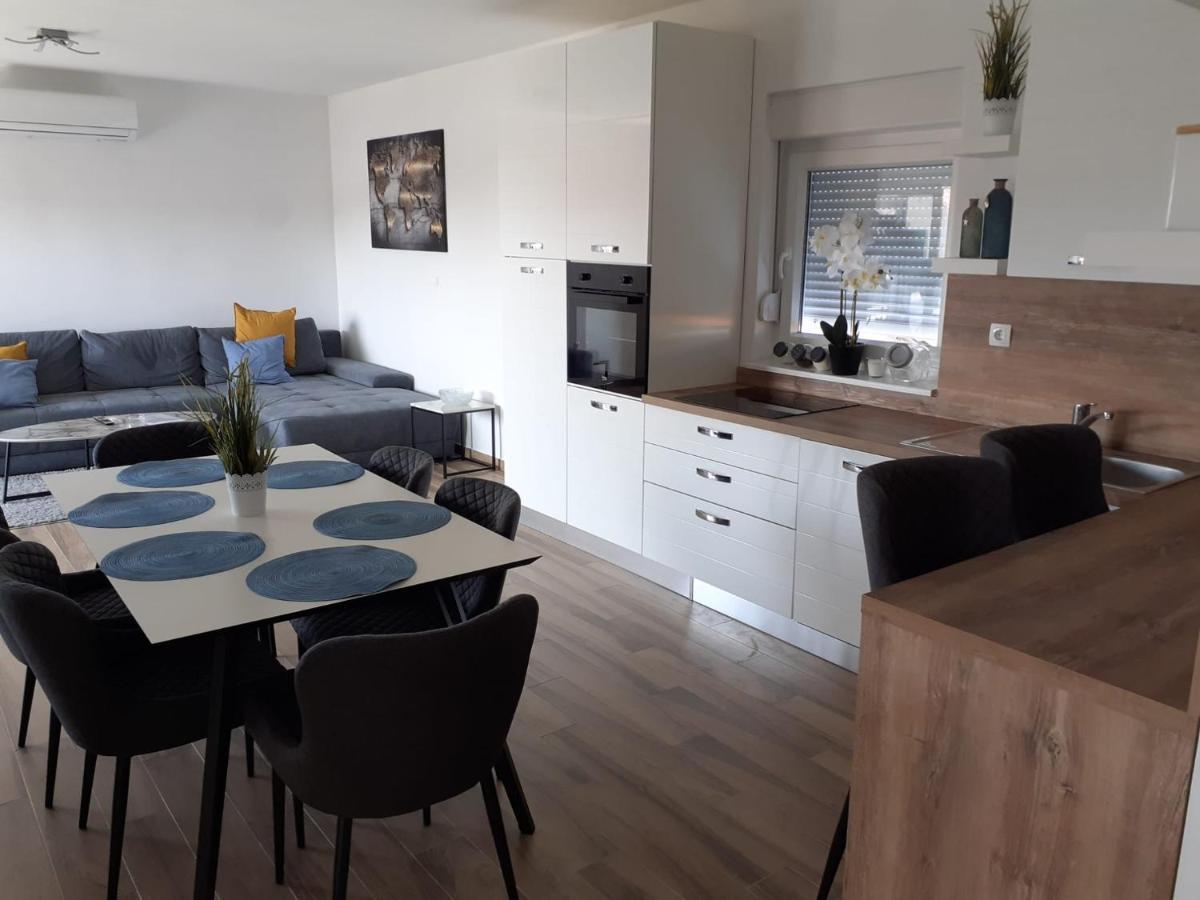 Adria-Appartment-Island-Vir #Sea #Beach #Wifi #Privateparking #Netflix Exteriér fotografie