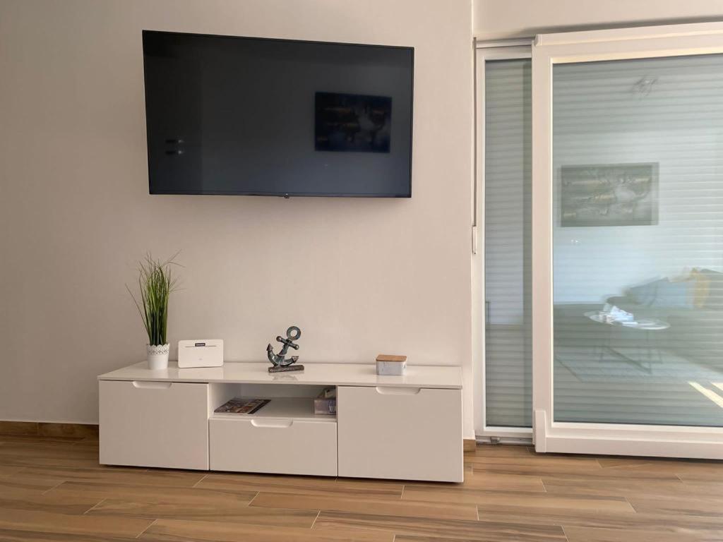 Adria-Appartment-Island-Vir #Sea #Beach #Wifi #Privateparking #Netflix Exteriér fotografie